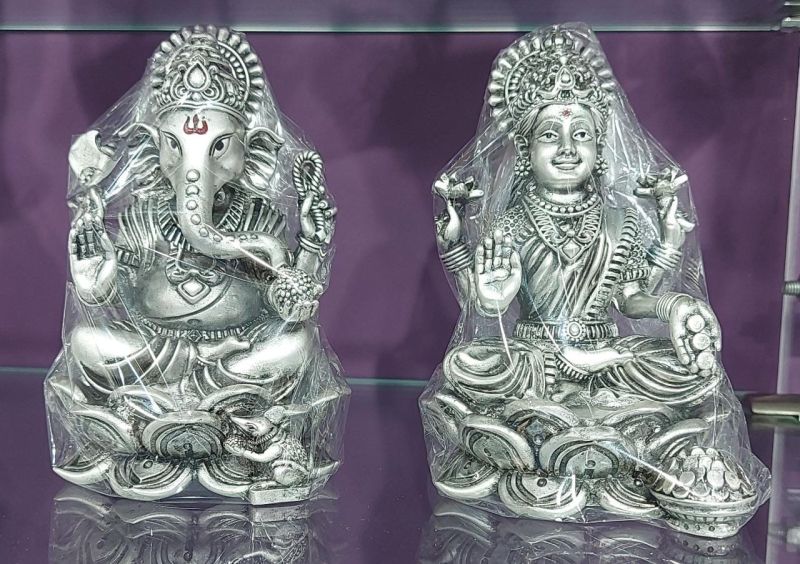 Oxidised Polished silver idols