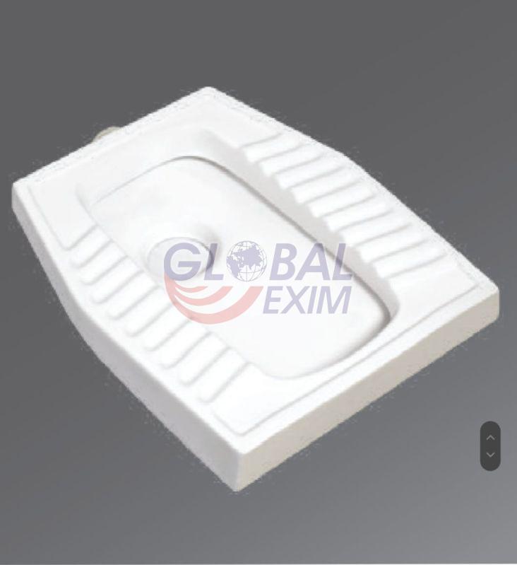 White Ceramic Squatting Pan, for Toilet Use, Size : Standard