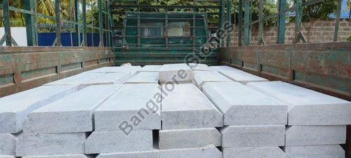 Rectangle Plain White Curb Stone, For Construction, Feature : Fine Finished, Durable