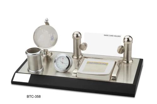 Polished Promotional Metal Desktop Items, for Gifting, Feature : Attractive Designs, Dust Proof, Fine Finishing