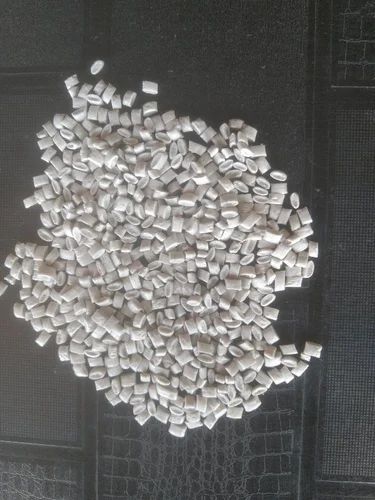 Milky White PP Granules, for Injection Molding, Packaging Type : Plastic Bag