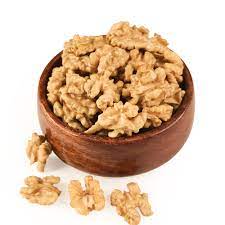 Brown Walnuts Kernels, for Sweet Dishes, Direct Consumption, Packaging Type : Plastic Pack