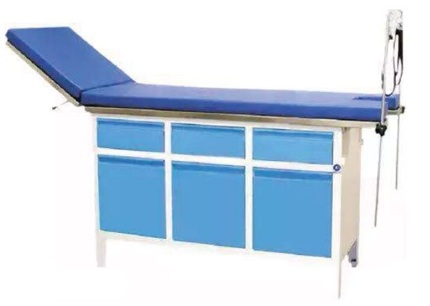 Blue Rectangular Stainless Steel Gynae Examination Couch, for Hospital