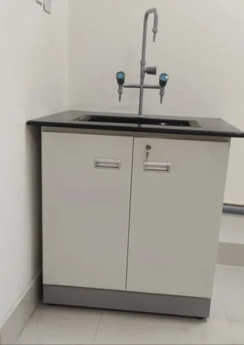 Polished Mild Steel Laboratory Sink Unit, Size : 4x3x2 Feet (L*W*H)
