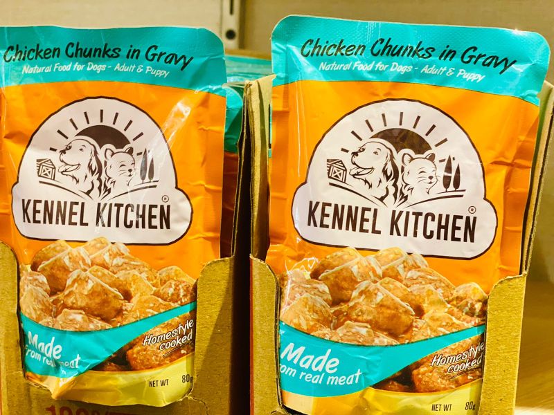 Kennel Kitchen Chicken Chunks, Packaging Type : Plastic Packet
