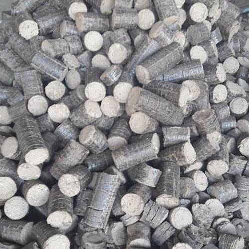 Natural Brown Cylindrical Groundnut White Coal Briquettes, for High Heating, Steaming, Purity : 90%