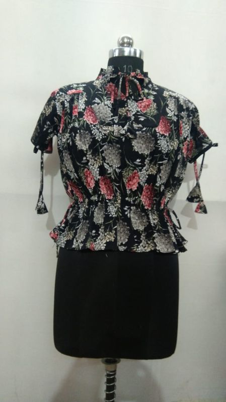 Ladies Designer Printed Cotton Short Tops, Feature : Anti-Wrinkle, Easy Washable