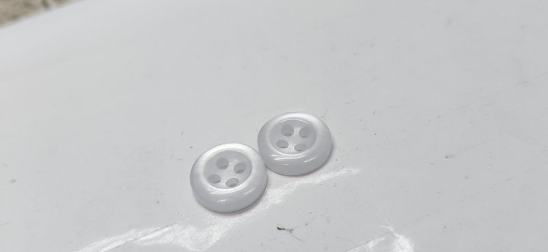 Pearl white Krishna Polyester Buttons, Size : 18