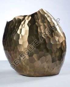 Artact Polished Metal Hammered Flower Vase, for Decoration, Speciality : Shiny