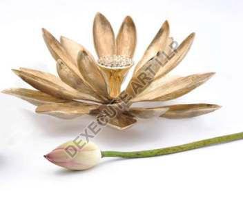 Metal Lotus Flower Shape Candle Holder, Packaging Type : Box