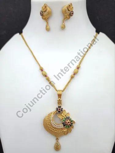 Gold Polished Brass Artificial Pendant Set, Feature : Attractive Design, Elegant Attraction, Fine Finished