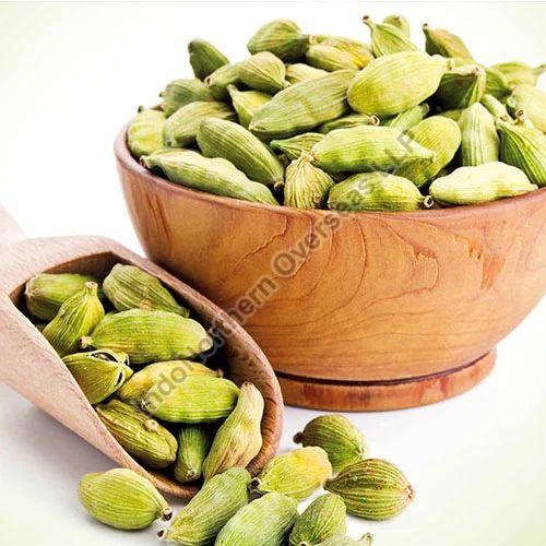 Pods Natural Green Cardamom, for Cooking, Packaging Type : Paper Box