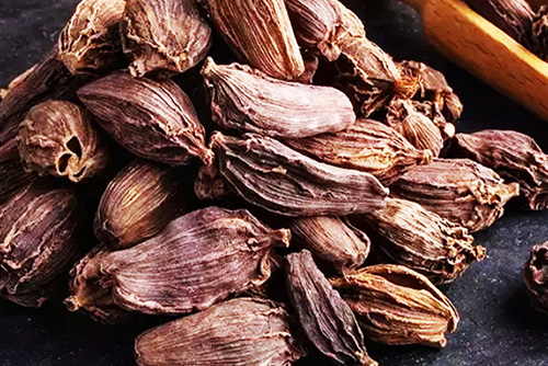Pods Black Cardamom, for Cooking, Style : Dried