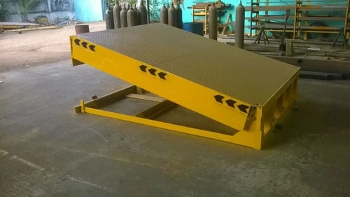Polished Steel Customised Dock Leveler, Color : Yellow