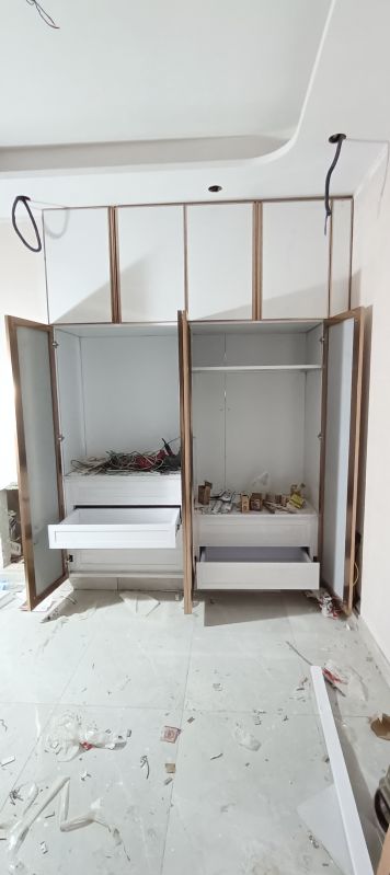 Aluminum Wardrobe