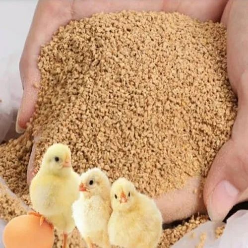 Broiler Feed, Grade Standard : Superior