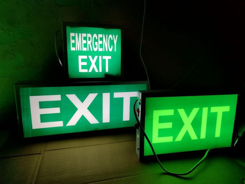 Rectangular Emergency Exit Lights, for Washroom, Mall, Hotel, Hospital, Power Source : Electric