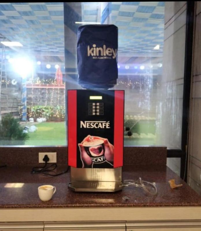 Nescafe Optional Tea Coffee Vending Machine, Certification : CE Certified