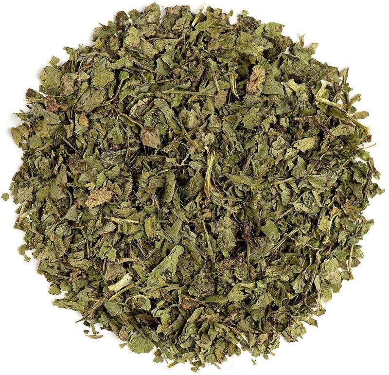 Green Dehydrated Coriander Flakes, for Cooking, Packaging Type : Plastic Packet