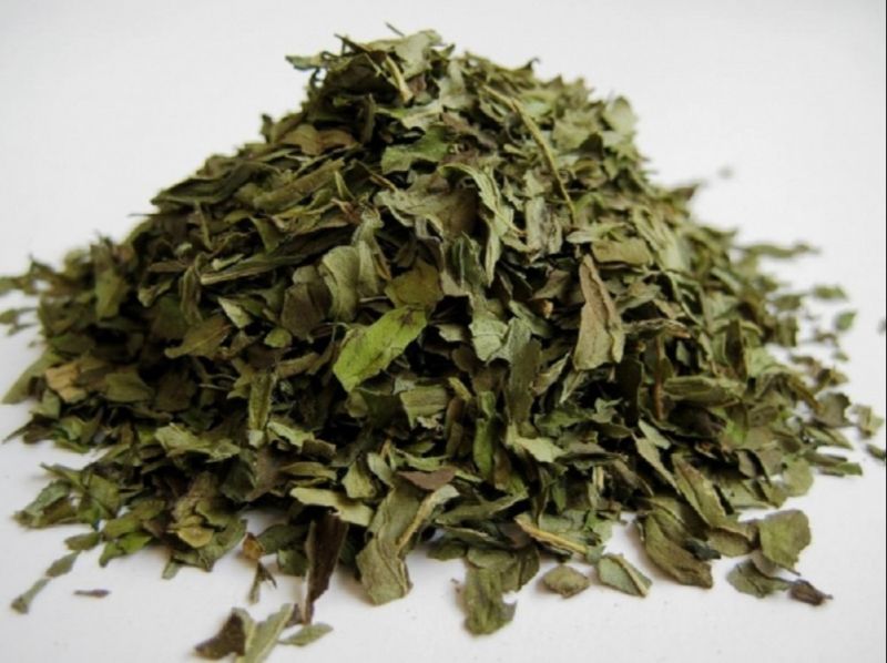 Dehydrated Mint Leaves Flakes, Packaging Type : Plastic Packet