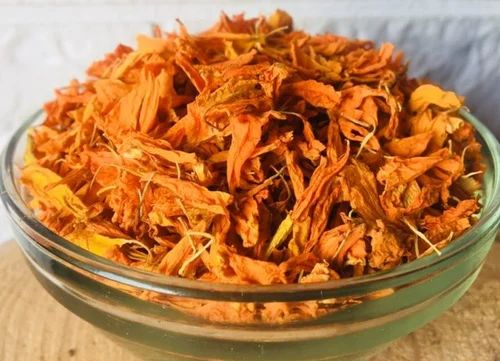 Dried Marigold Flakes, Packaging Type : Plastic Packet