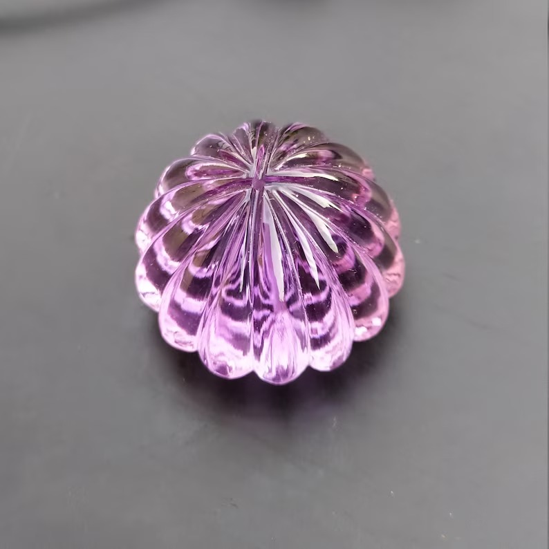 Polished 97 Carat Amethyst Hand Carved Gemstone for Jewellery