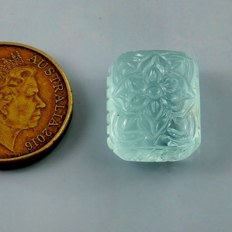 Natural Aquamarine Carving Octagon Gemstone for Jewellery