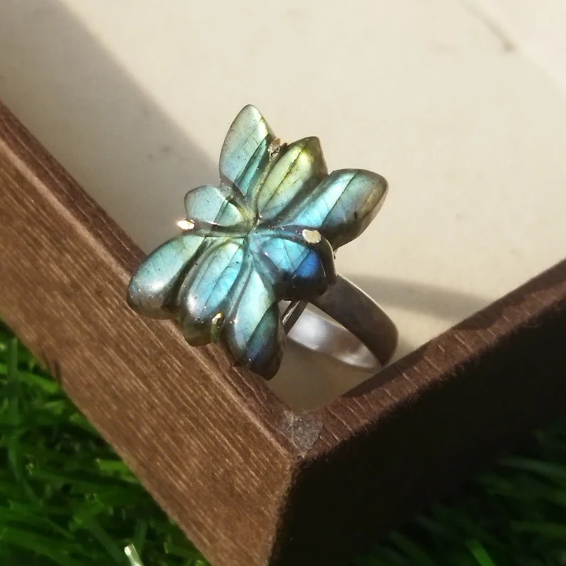 Polished Gemstone Natural Labradorite Ring