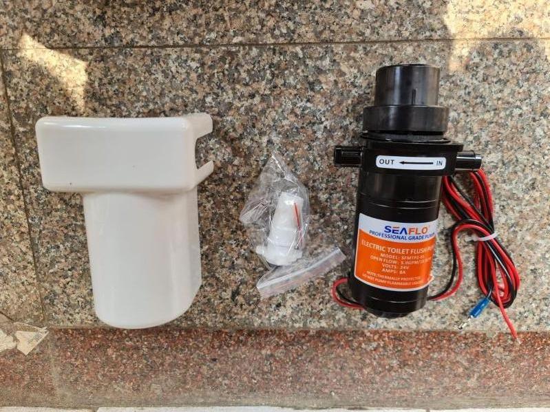 SEAFLO ELECTRIC TOILET FLUSH PUMP 12v / 24v at Rs 7000 in Navi Mumbai ...