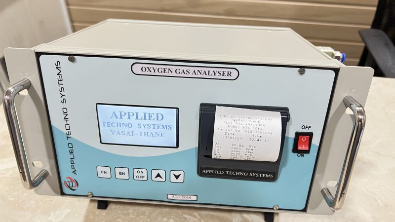 Trace oxygen  Gas analyzer
