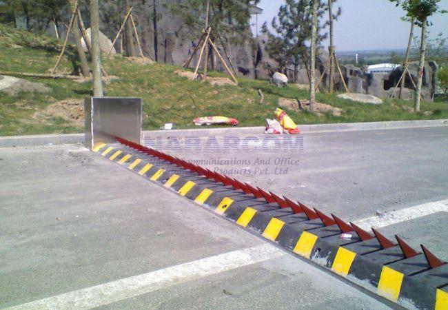 110V 10-15kg Plain Electric Mechanical Spike Barriers, for Road