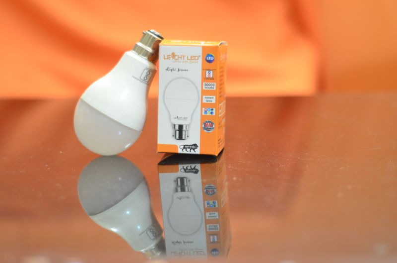 7W LED Bulb