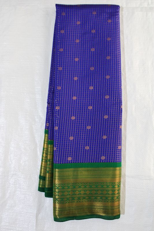 Zari Work Vaira Oosi Silk Saree, Speciality : Dry Cleaning, Shrink-Resistant