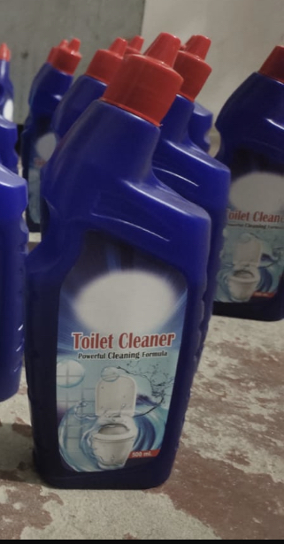 Liquid toilet cleaner, Packaging Type : Plastic Bottle