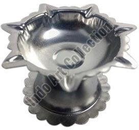 Polished Stainless Steel Pooja Diya, Packaging Type : Paper Boxes