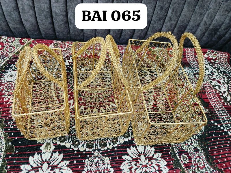 Polished Iron Metal Wire Basket For Gift