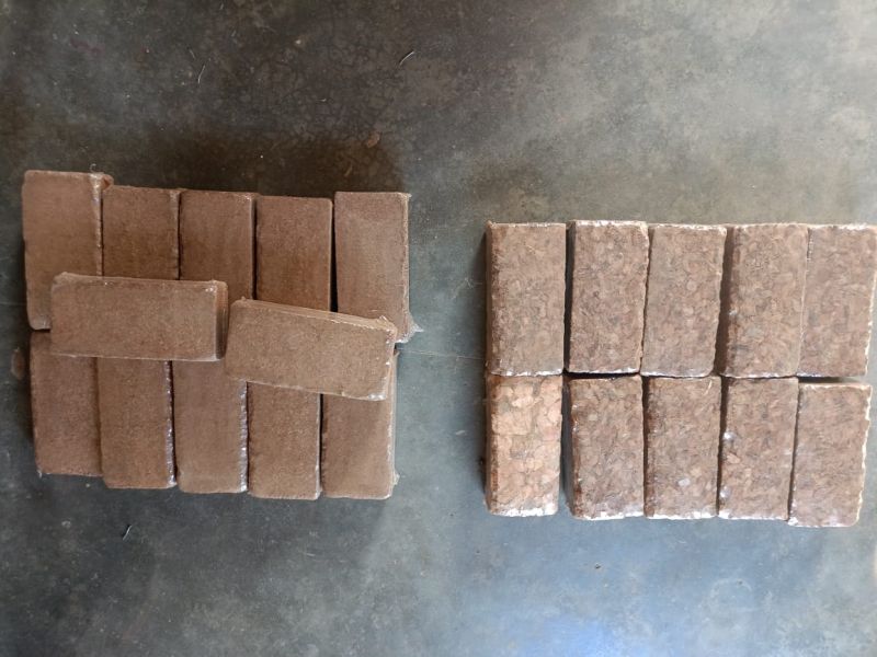 Coco Peat Bricks, Color : Brown