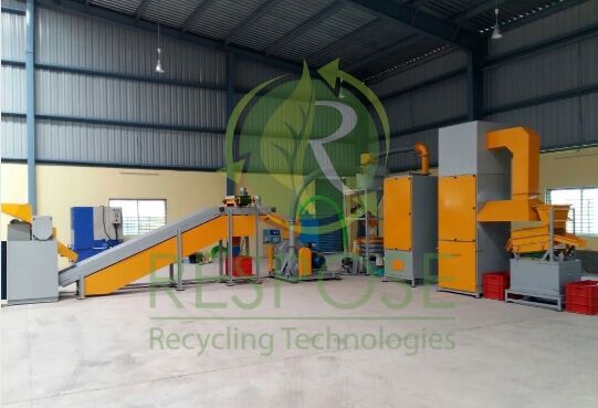 Semi Automatic Electric e waste recycling plant