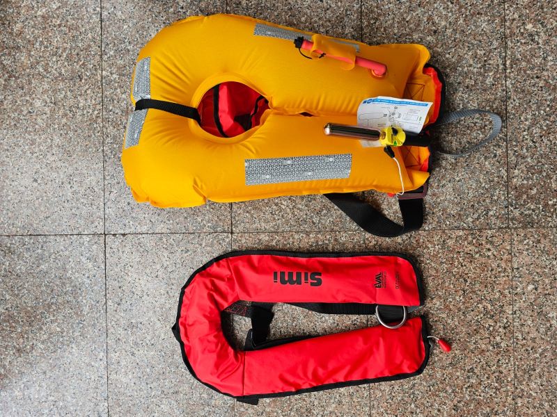 thumbnail image 2 of Extra Large Size Automatic Inflatable Life Jacket Life Vest Adults 2 of 14