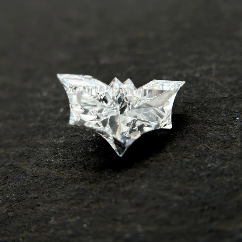 Bat Shape Lab Grown Diamond, Packaging Type : Box