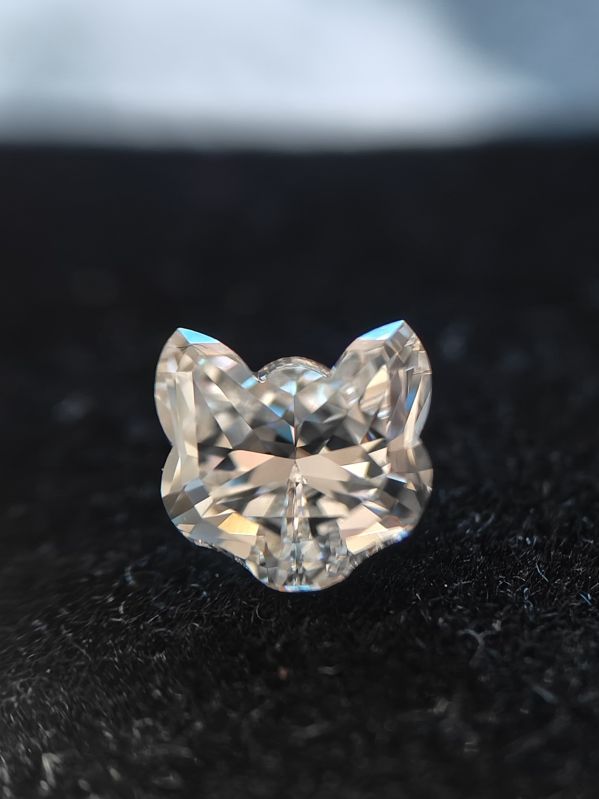 Cat Shape Antique Lab Grown Diamond, Technique : HPHT