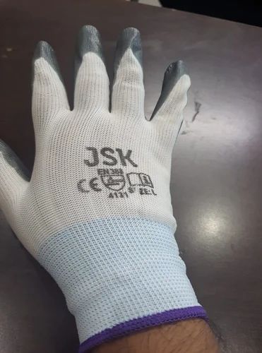 Jsk Nitrile Dipped Cut Resistance Gloves