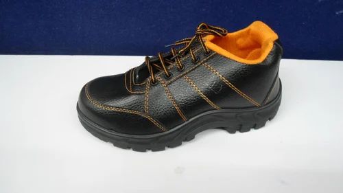 Safari Star Safety Shoes for Industrial