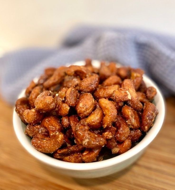 Honey Cinnamon Flavoured Cashew Nuts for Human Consumption