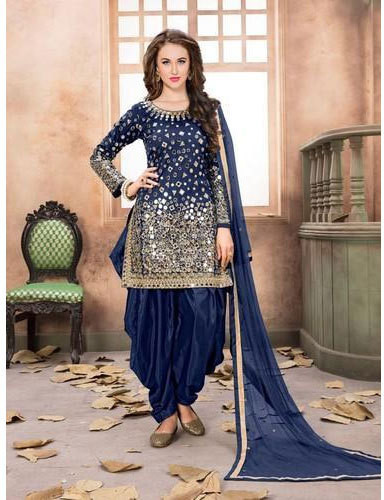 Round Patiala Ladies Designer Salwar Suit, Technics : Embroidery Work