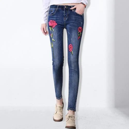 Denim Ladies Printed Jeans, Color : Blue