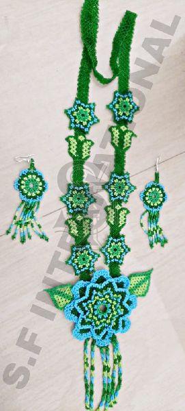 Seed Beads Necklace Set