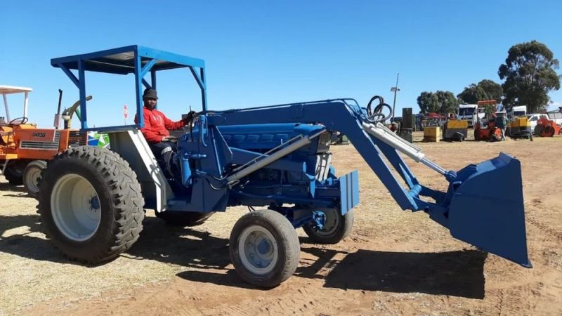 Cast Iron Tractor Front End Loader