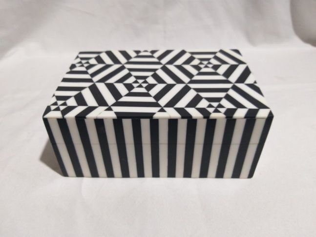 6 X 4 X 2.5 Inch MDF Resin Box