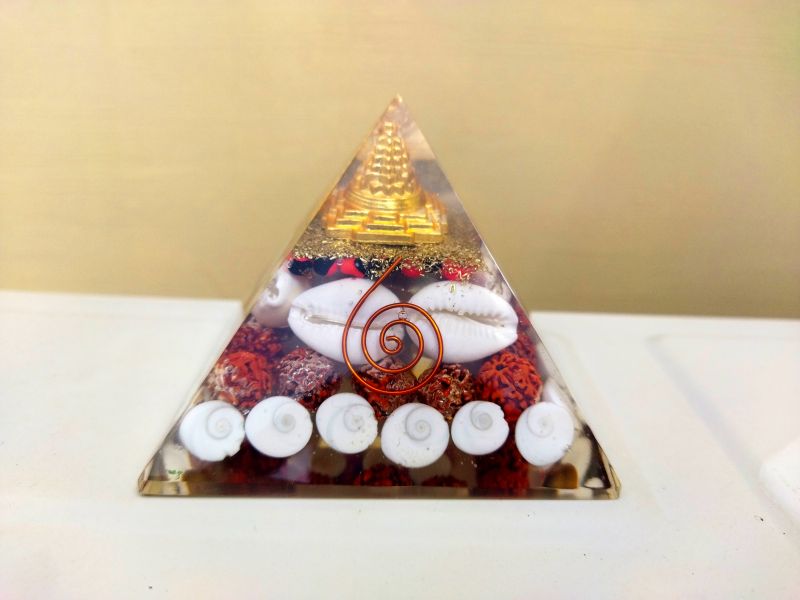 Laxminarayan  Orgonite Pyramid